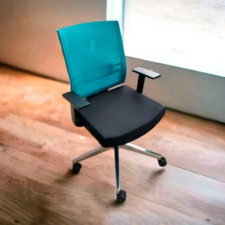 Кресло для сотрудников
